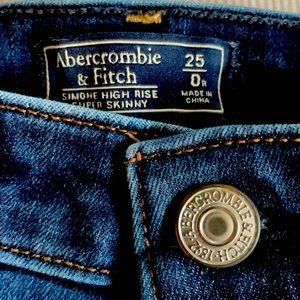 Abercrombie Simone High Rise Super skinny